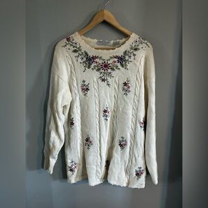Carolyn Taylor Vintage Grandmacore Embroidered Floral White Sweater Size Large